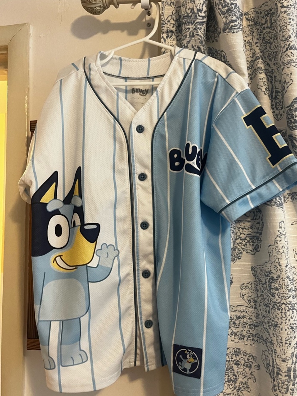 Kids' Light Blue & White Bluey Baseball Jersey